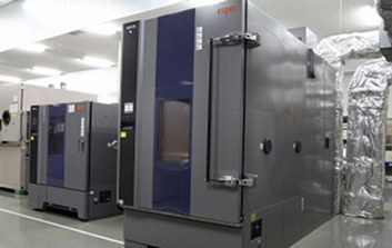 Faster Temperature (& Humidity) Chamber (installed at Kobe, Toyota and Utsunomiya Test Centers) 