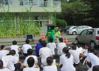 気仙沼市立小原木中学校での「みどりのカーテン効果測定講座」