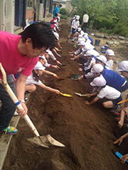 ３種類の土混ぜ作業