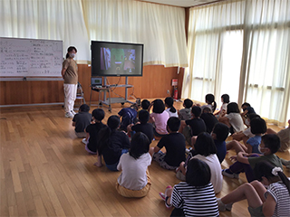 ゴーヤ先生とリモートで繋いで学習中