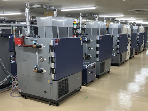 充放電試験設備（充放電チャンバー・充放電システム）