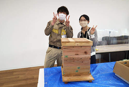 社員手作りの巣箱